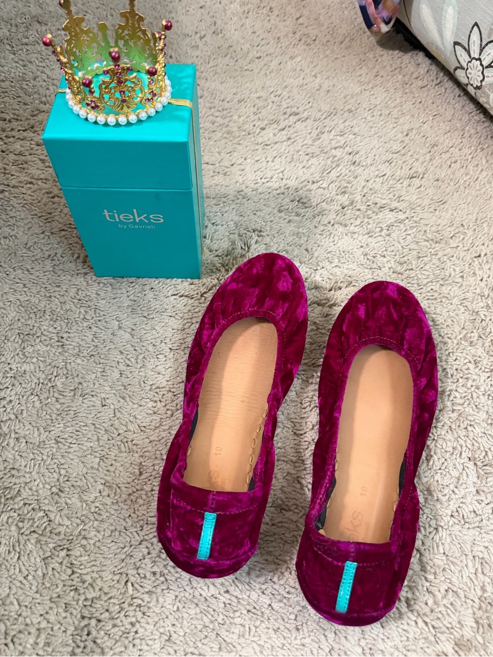Tieks Tyrian Velvet Ballet Flats Size 10